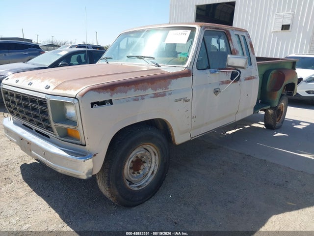 45882391 :رقم المزاد ، 1FTFX25G5BKA05094 vin ، 1981 Ford F250 مزاد بيع