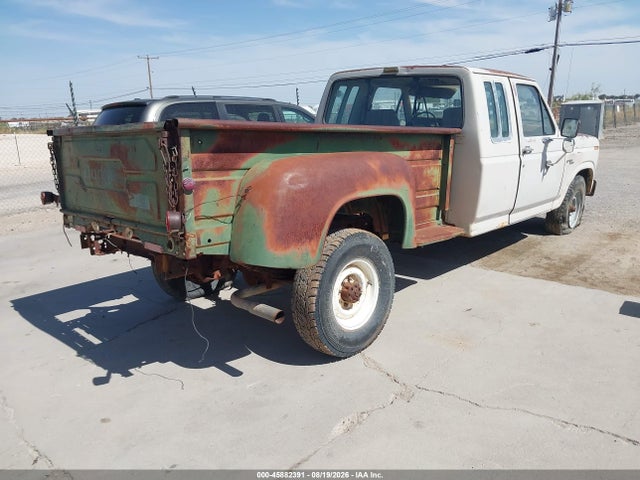 45882391 :رقم المزاد ، 1FTFX25G5BKA05094 vin ، 1981 Ford F250 مزاد بيع
