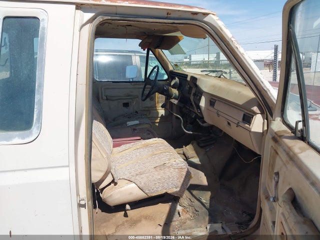 45882391 :رقم المزاد ، 1FTFX25G5BKA05094 vin ، 1981 Ford F250 مزاد بيع