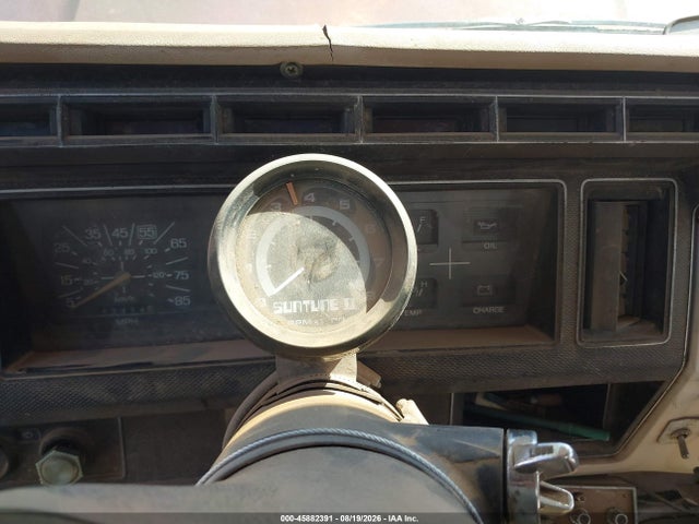 45882391 :رقم المزاد ، 1FTFX25G5BKA05094 vin ، 1981 Ford F250 مزاد بيع