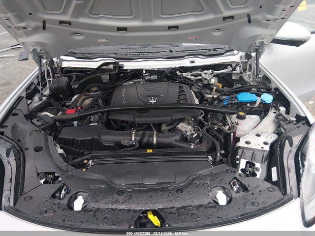 Продажа на аукционе авто 2023 Maserati Grecale Modena, vin: ZN682AVM6P7407688, номер лота: 45882399