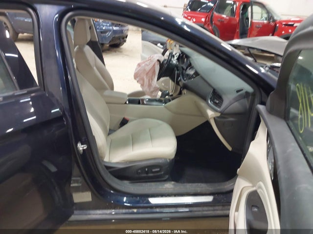 2019 Buick Regal Sportback Awd Essence მანქანა იყიდება აუქციონზე, vin: W04GR6SXXK1010575, აუქციონის ნომერი: 45882418