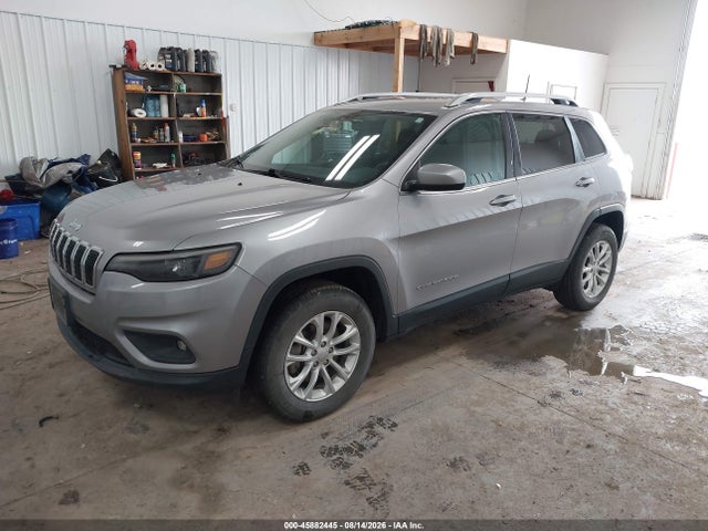 45882445 :رقم المزاد ، 1C4PJMCBXKD440450 vin ، 2019 Jeep Cherokee Latitude 4x4 مزاد بيع