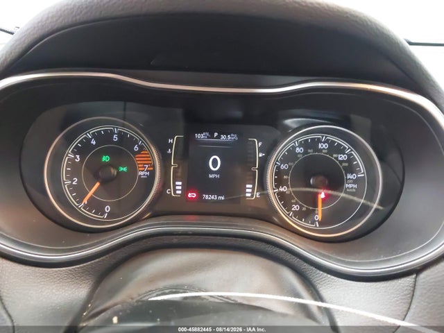 45882445 :رقم المزاد ، 1C4PJMCBXKD440450 vin ، 2019 Jeep Cherokee Latitude 4x4 مزاد بيع