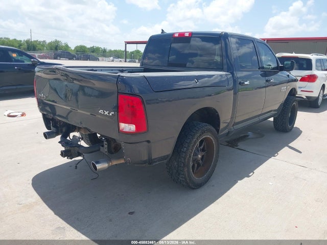 1C6RR7LT7HS701170 RAM 1500 Lone Star 4x4 5&#039;7 Box