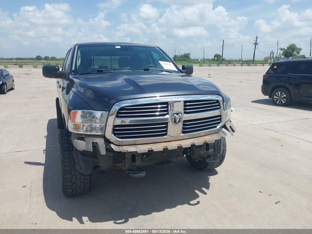 1C6RR7LT7HS701170 RAM 1500 Lone Star 4x4 5&#039;7 Box