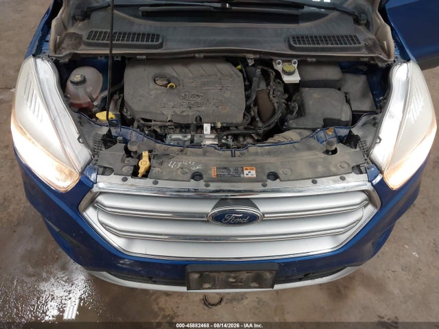 Продажа на аукционе авто 2017 Ford Escape Se, vin: 1FMCU9GD5HUE18505, номер лота: 45882468