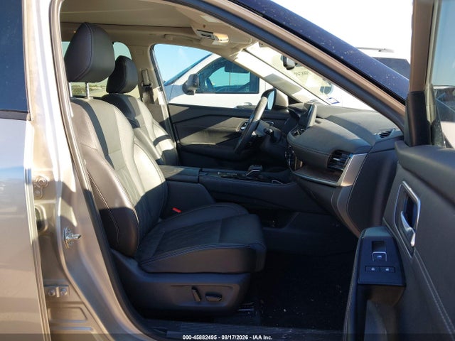 2024 Nissan Rogue Platinum Fwd მანქანა იყიდება აუქციონზე, vin: JN8BT3DC6RW381700, აუქციონის ნომერი: 45882495