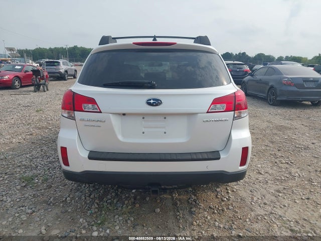 45882509 :رقم المزاد ، 4S4BRCDC8E3289019 vin ، 2014 Subaru Outback 2.5i Premium مزاد بيع