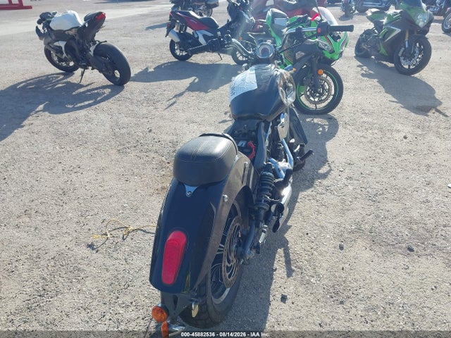 INDIAN MOTORCYCLE CO. SCOUT 2018 56KMSB001J3134789 Image 4