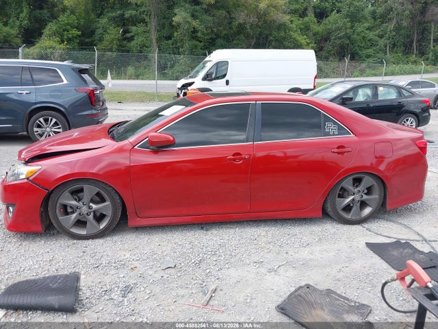 45882561 :رقم المزاد ، 4T1BF1FK3CU636748 vin ، 2012 Toyota Camry Se Limited Edition مزاد بيع