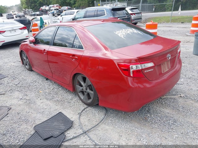 45882561 :رقم المزاد ، 4T1BF1FK3CU636748 vin ، 2012 Toyota Camry Se Limited Edition مزاد بيع