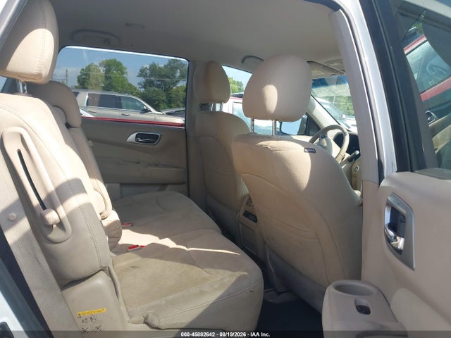 Продажа на аукционе авто 2015 Nissan Pathfinder Sv, vin: 5N1AR2MN5FC721817, номер лота: 45882642