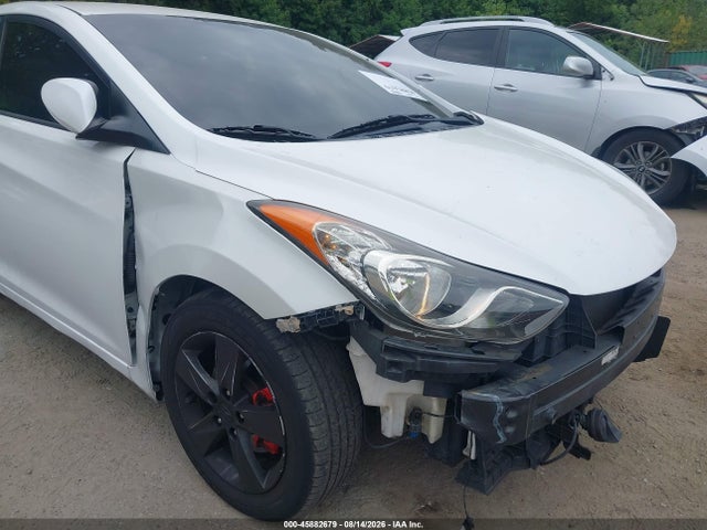Продажа на аукционе авто 2013 Hyundai Elantra Gls, vin: 5NPDH4AE5DH344881, номер лота: 45882679