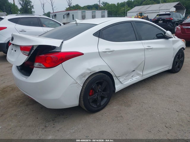 Продажа на аукционе авто 2013 Hyundai Elantra Gls, vin: 5NPDH4AE5DH344881, номер лота: 45882679