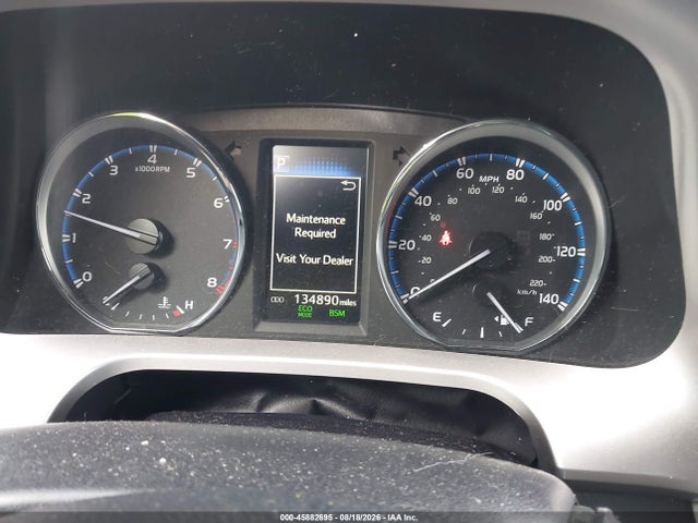 Продаж на аукціоні авто 2018 Toyota Rav4 Limited, vin: JTMDFREV3JJ742834, номер лоту: 45882695