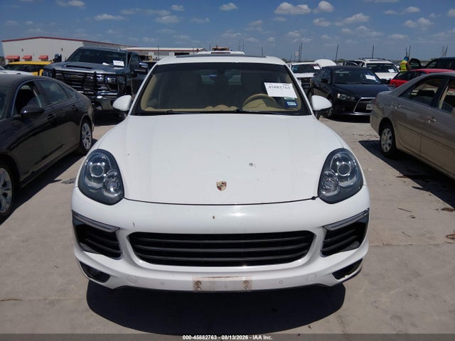 45882763 :رقم المزاد ، WP1AA2A2XGLA02259 vin ، 2016 Porsche Cayenne مزاد بيع