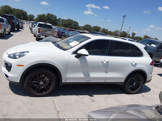 45882763 :رقم المزاد ، WP1AA2A2XGLA02259 vin ، 2016 Porsche Cayenne مزاد بيع