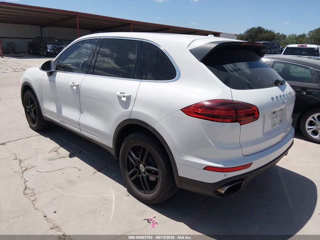 45882763 :رقم المزاد ، WP1AA2A2XGLA02259 vin ، 2016 Porsche Cayenne مزاد بيع