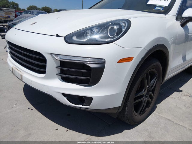45882763 :رقم المزاد ، WP1AA2A2XGLA02259 vin ، 2016 Porsche Cayenne مزاد بيع