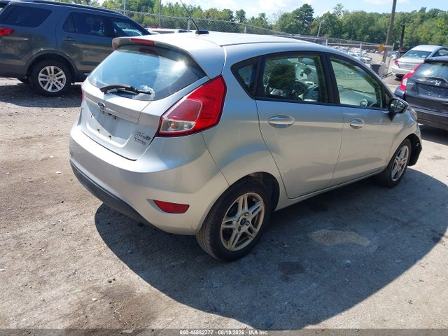 45882777 :رقم المزاد ، 3FADP4EJ2JM115659 vin ، 2018 Ford Fiesta Se مزاد بيع