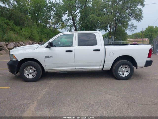 45882791 :رقم المزاد ، 1C6RR7KG4JS293110 vin ، 2018 Ram 1500 Tradesman  4x4 5'7 Box مزاد بيع