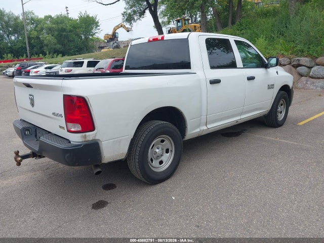 45882791 :رقم المزاد ، 1C6RR7KG4JS293110 vin ، 2018 Ram 1500 Tradesman  4x4 5'7 Box مزاد بيع