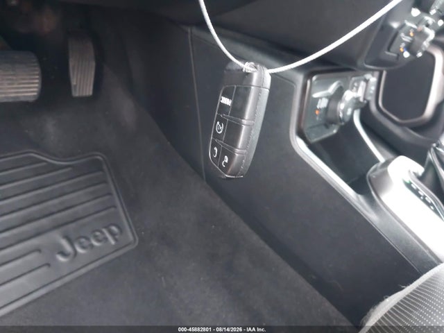 2019 Jeep Renegade Limited 4x4 მანქანა იყიდება აუქციონზე, vin: ZACNJBD12KPJ92095, აუქციონის ნომერი: 45882801