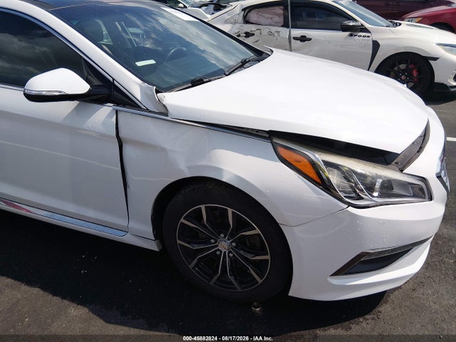 Hyundai Sonata Limited 2015 5NPE34AF3FH239268 Image 6
