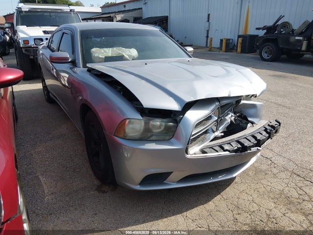 45882828 :رقم المزاد ، 2C3CDXBG7EH102701 vin ، 2014 Dodge Charger Se مزاد بيع