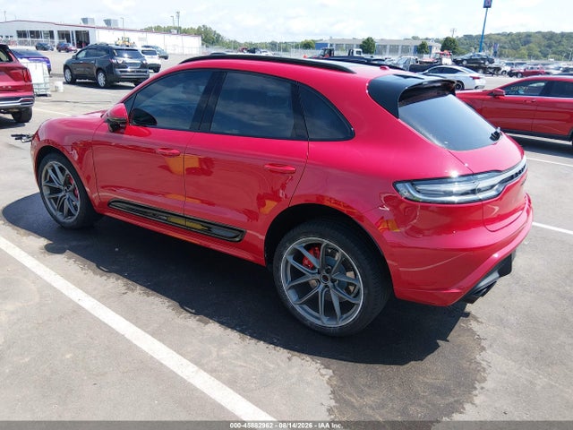 45882962 :رقم المزاد ، WP1AF2A50RLB57899 vin ، 2024 Porsche Macan Gts مزاد بيع