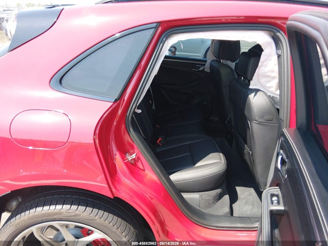 45882962 :رقم المزاد ، WP1AF2A50RLB57899 vin ، 2024 Porsche Macan Gts مزاد بيع