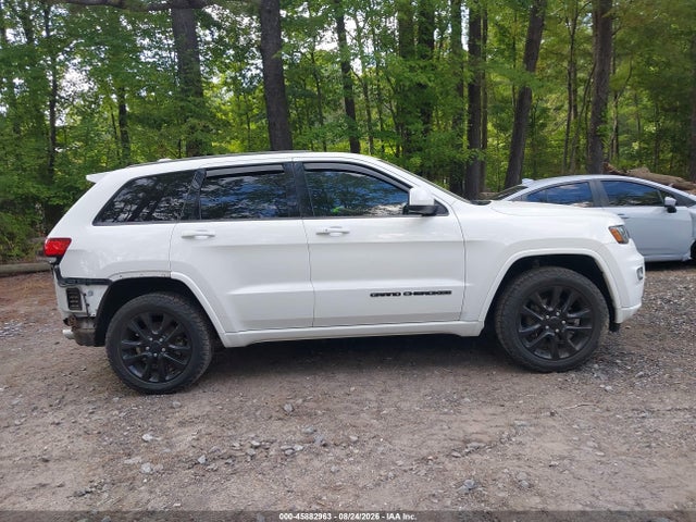 Продаж на аукціоні авто 2017 Jeep Grand Cherokee Altitude, vin: 1C4RJFAG3HC881516, номер лоту: 45882963