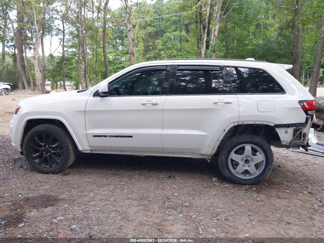 Продаж на аукціоні авто 2017 Jeep Grand Cherokee Altitude, vin: 1C4RJFAG3HC881516, номер лоту: 45882963