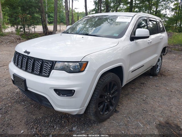 Продаж на аукціоні авто 2017 Jeep Grand Cherokee Altitude, vin: 1C4RJFAG3HC881516, номер лоту: 45882963