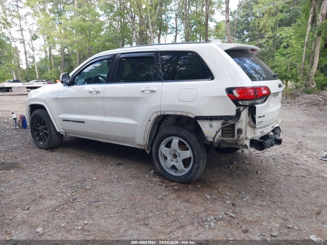 Продаж на аукціоні авто 2017 Jeep Grand Cherokee Altitude, vin: 1C4RJFAG3HC881516, номер лоту: 45882963