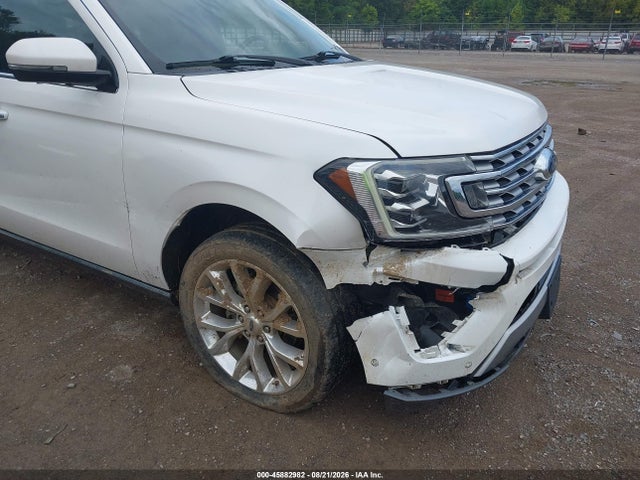 Продаж на аукціоні авто 2018 Ford Expedition Max Limited, vin: 1FMJK2AT0JEA63120, номер лоту: 45882982