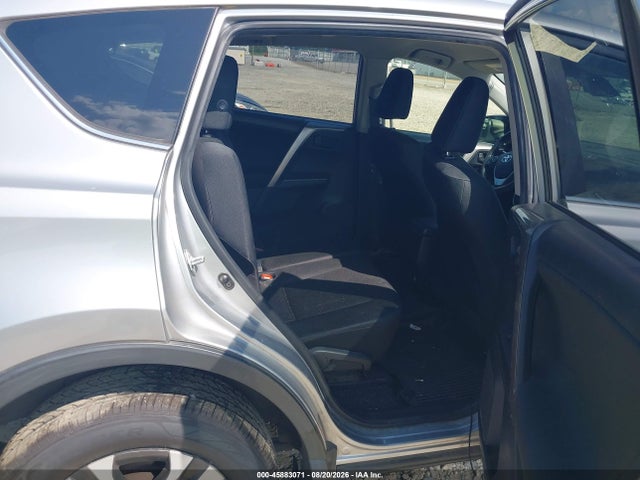 Продаж на аукціоні авто 2018 Toyota Rav4 Le, vin: JTMBFREV7JJ211448, номер лоту: 45883071