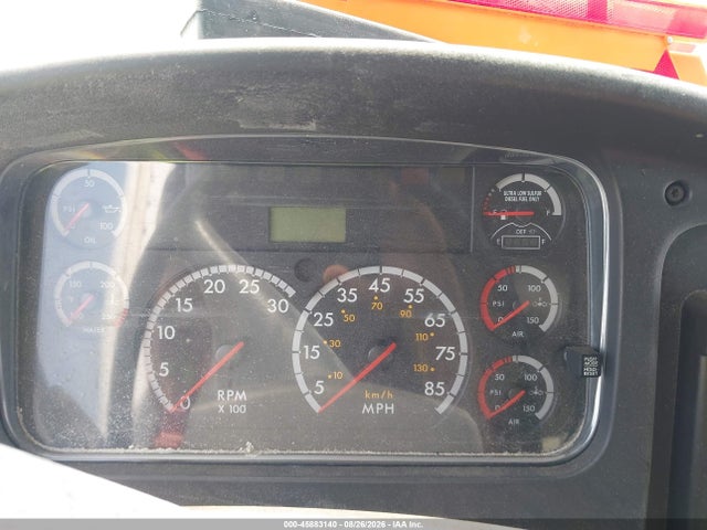 2015 Freightliner M2 106 Medium Duty მანქანა იყიდება აუქციონზე, vin: 1FVACWDT0FHGC3117, აუქციონის ნომერი: 45883140