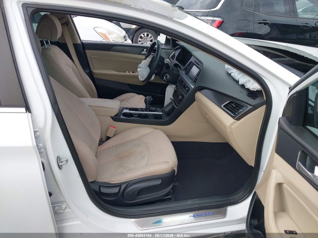 2016 Hyundai Sonata Sport მანქანა იყიდება აუქციონზე, vin: 5NPE34AFXGH326389, აუქციონის ნომერი: 45883164