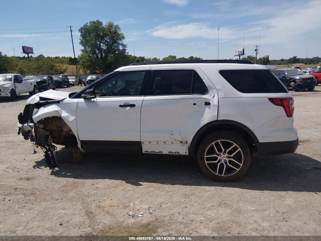 Продажа на аукционе авто 2017 Ford Explorer Sport, vin: 1FM5K8GTXHGE36965, номер лота: 45883167
