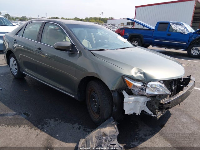 45883193 :رقم المزاد ، 4T4BF1FK2ER406160 vin ، 2014 Toyota Camry Le مزاد بيع