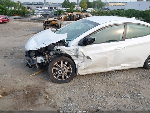 5NPDH4AE1GH729035 Hyundai ELANTRA SE