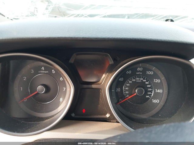 5NPDH4AE1GH729035 Hyundai ELANTRA SE