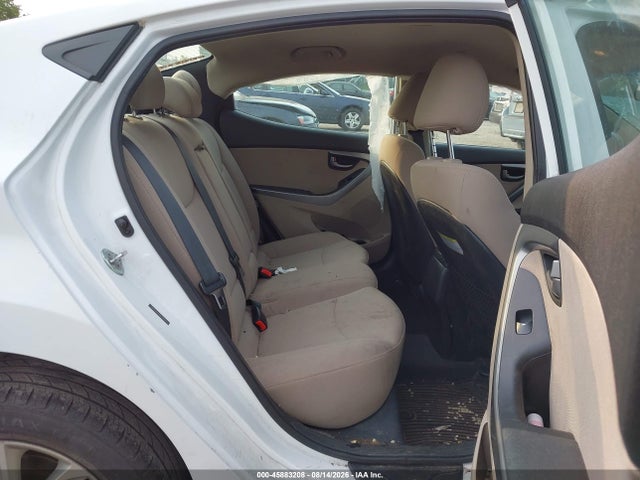 5NPDH4AE1GH729035 Hyundai ELANTRA SE
