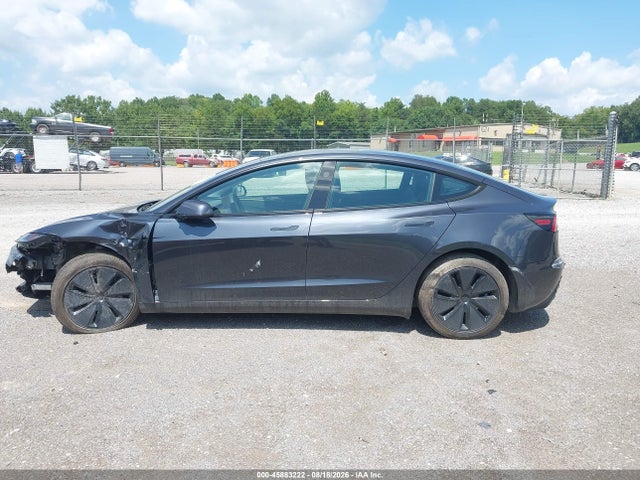 Tesla MODEL 3 2026 5YJ3E1EA7TF117201 Image 14
