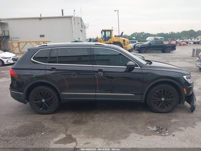 45883225 :رقم المزاد ، 3VV2B7AX7JM017479 vin ، 2018 Volkswagen Tiguan 2.0t Se/2.0t Sel مزاد بيع