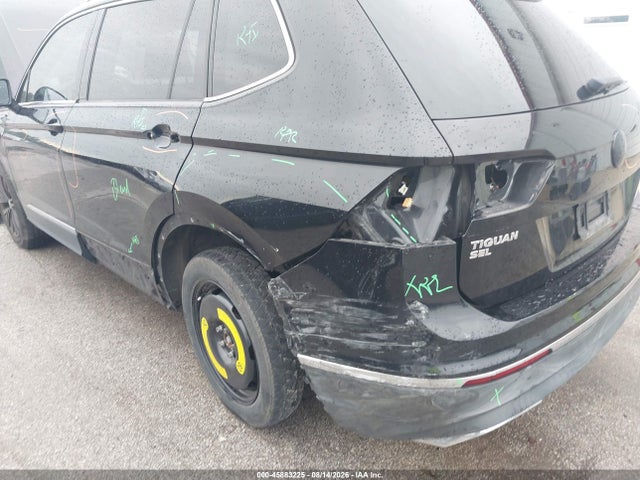 45883225 :رقم المزاد ، 3VV2B7AX7JM017479 vin ، 2018 Volkswagen Tiguan 2.0t Se/2.0t Sel مزاد بيع