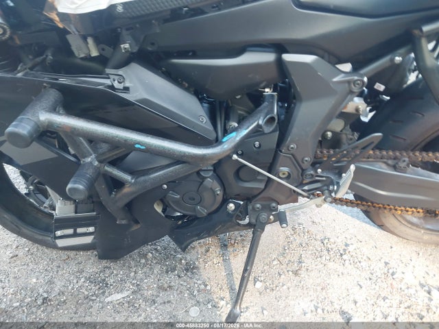 Yamaha Yzfr7 2025 JYARM38E7SA016542 Image 9