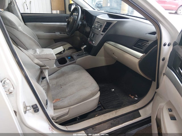 45883291 :رقم المزاد ، 4S4BRBAC8C3238728 vin ، 2012 Subaru Outback 2.5i مزاد بيع